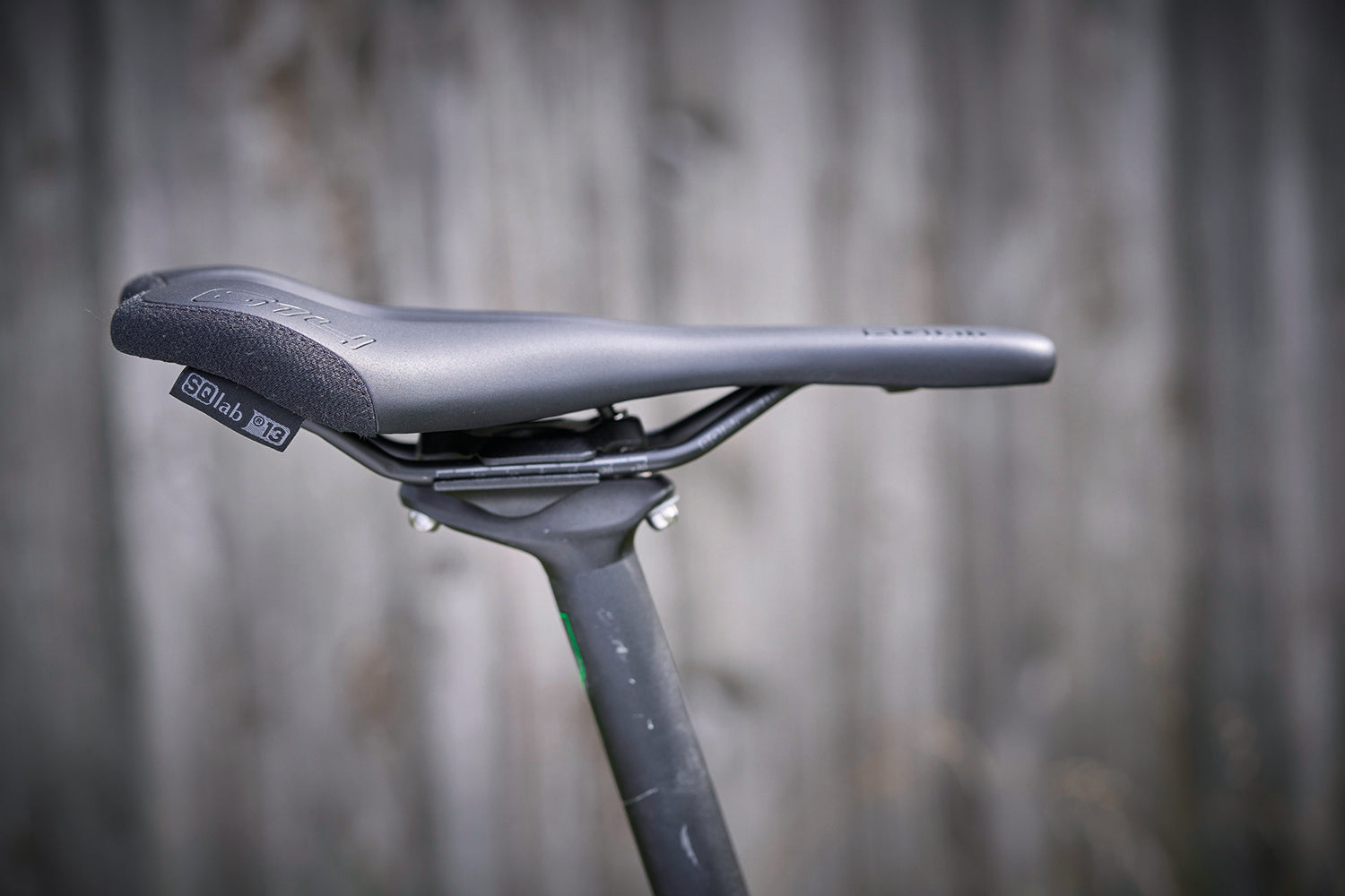 Saddle 614 Ergowave active S-Tube 2.1